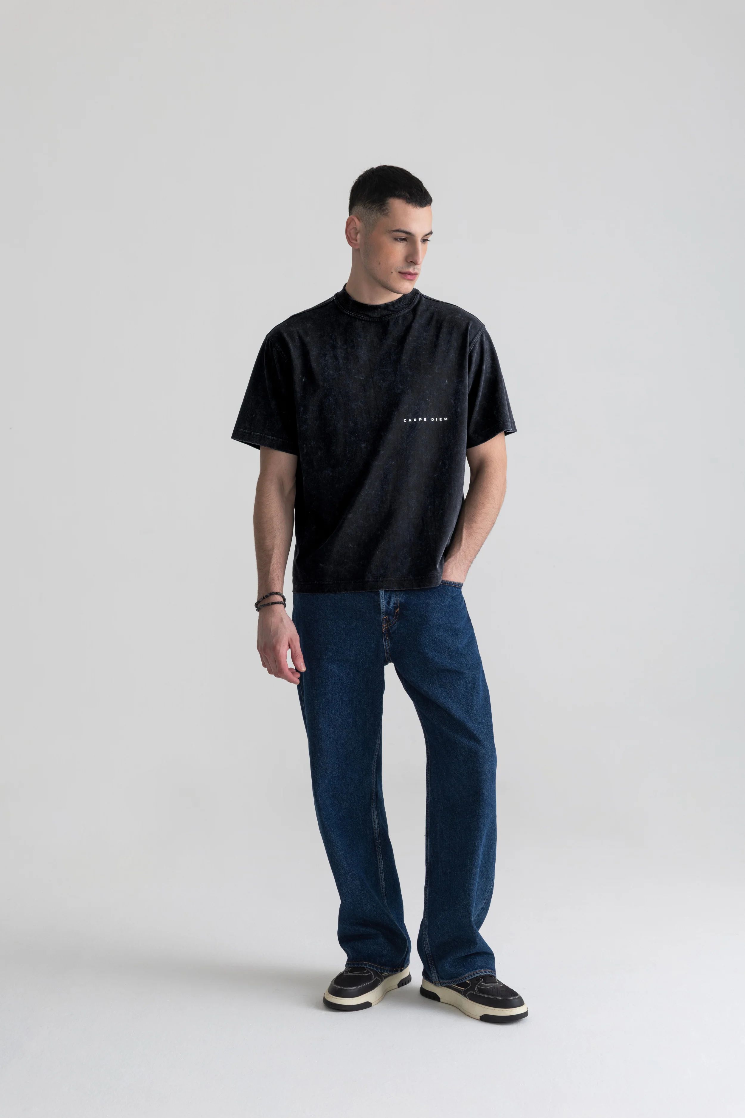 ACID WASH BLACK - MINIMAL PRINTED TEE